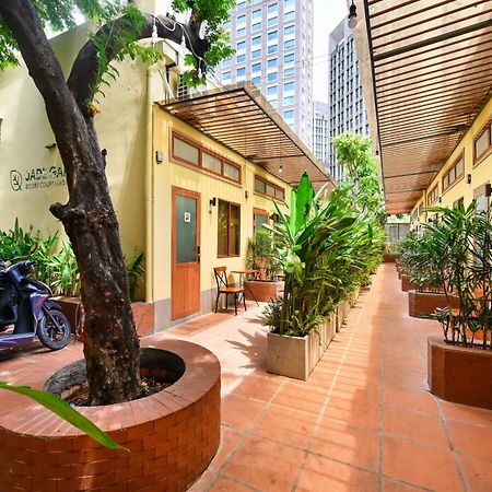 Готель Jade Garden - Secret Courtyard In Saigon Хошимін Екстер'єр фото