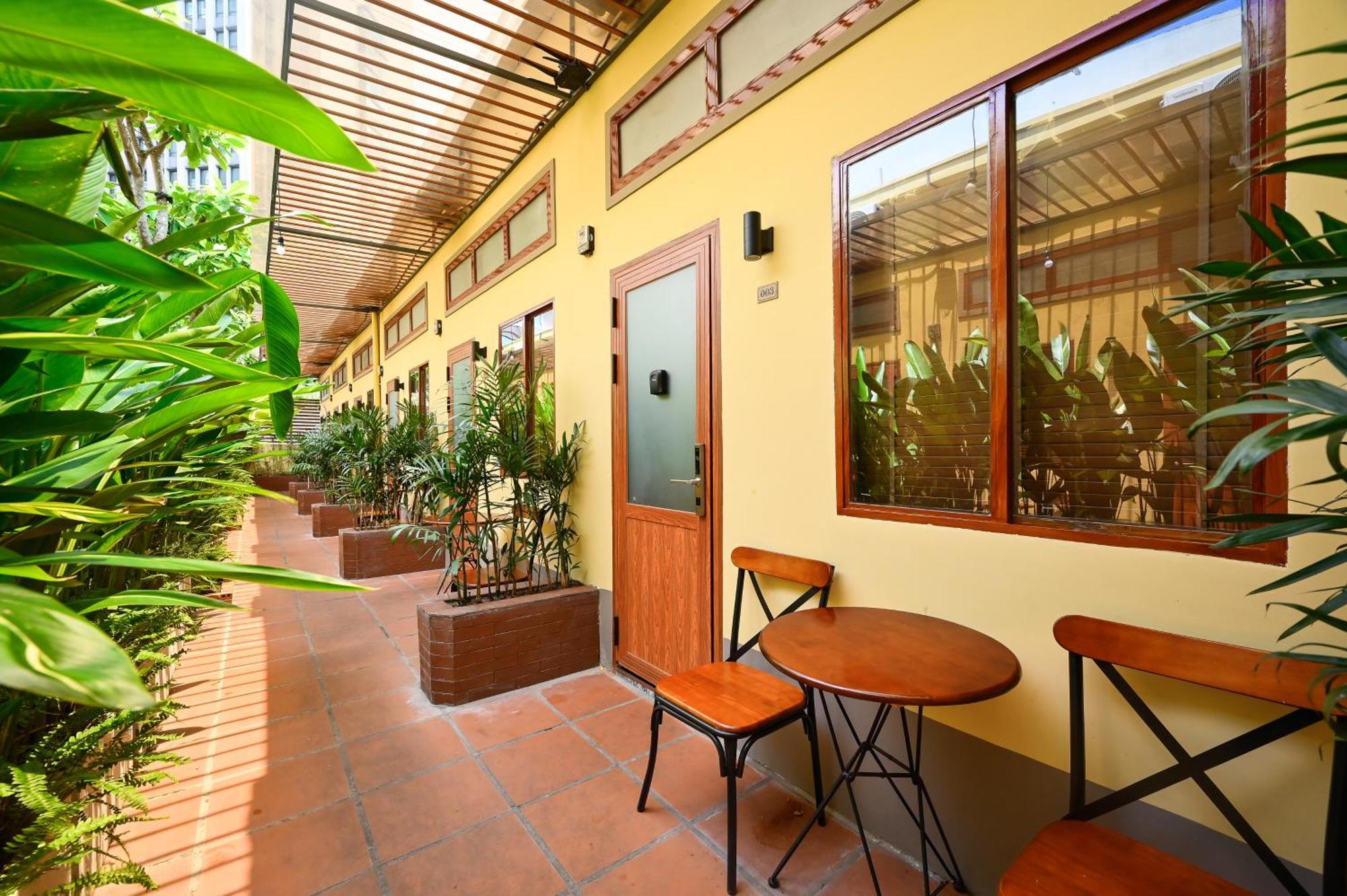Готель Jade Garden - Secret Courtyard In Saigon Хошимін Екстер'єр фото